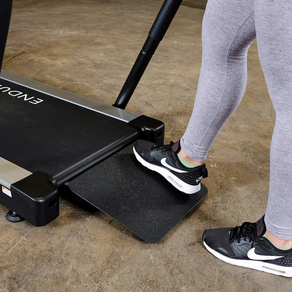 Body-Solid Endurance T50 loopband met handrails