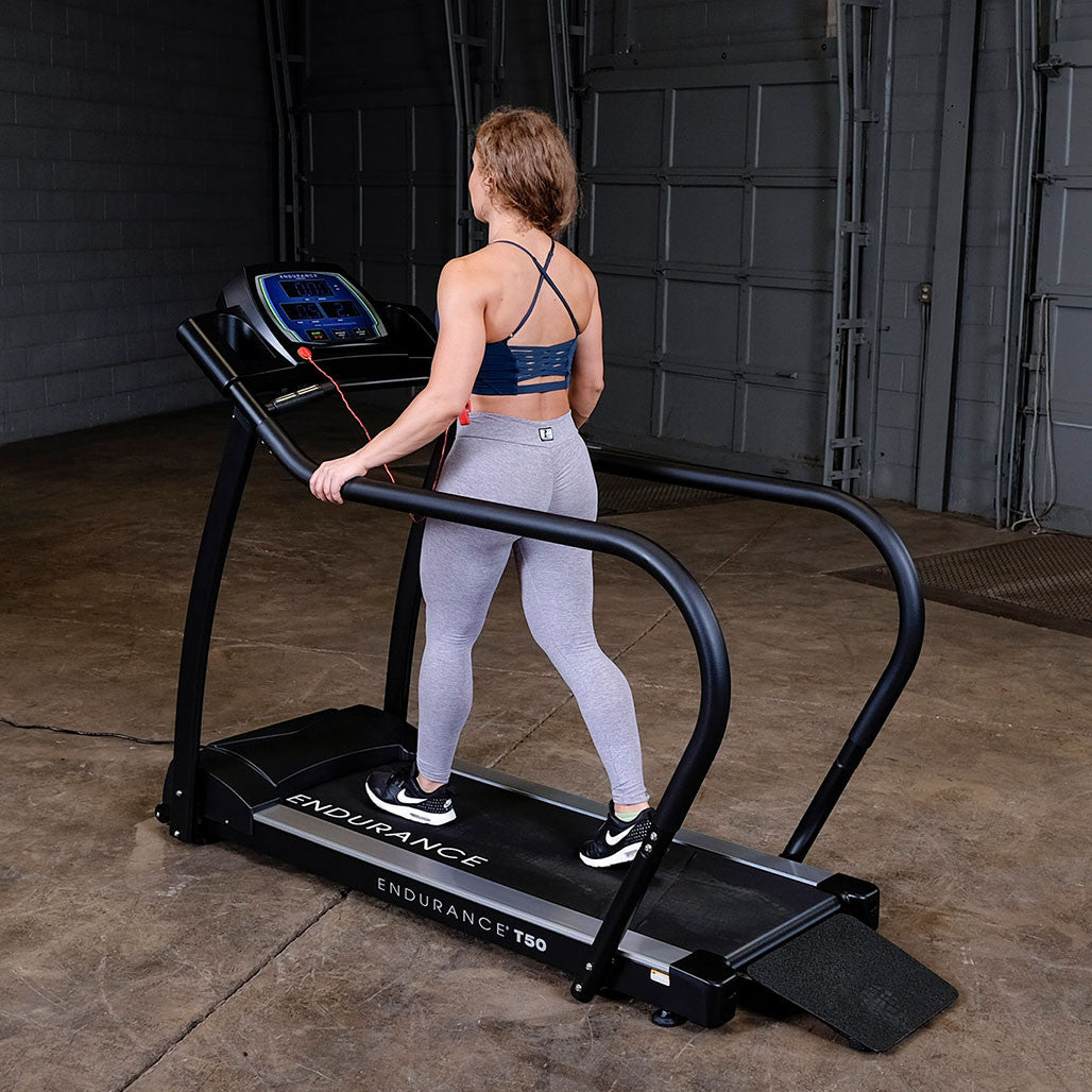 Body-Solid Endurance T50 loopband met handrails