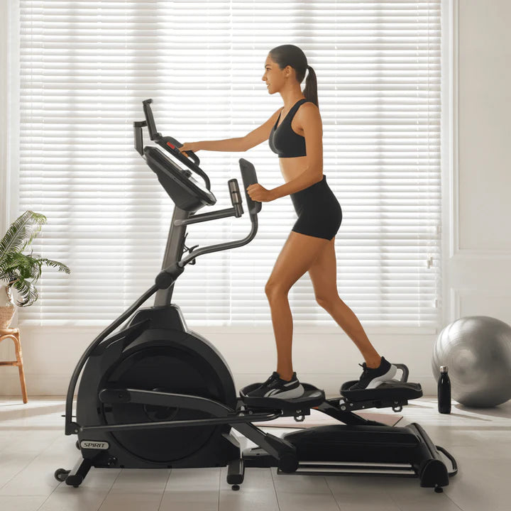 Spirit Fitness XE395ENT crosstrainer met touchscreen (nieuwste model)