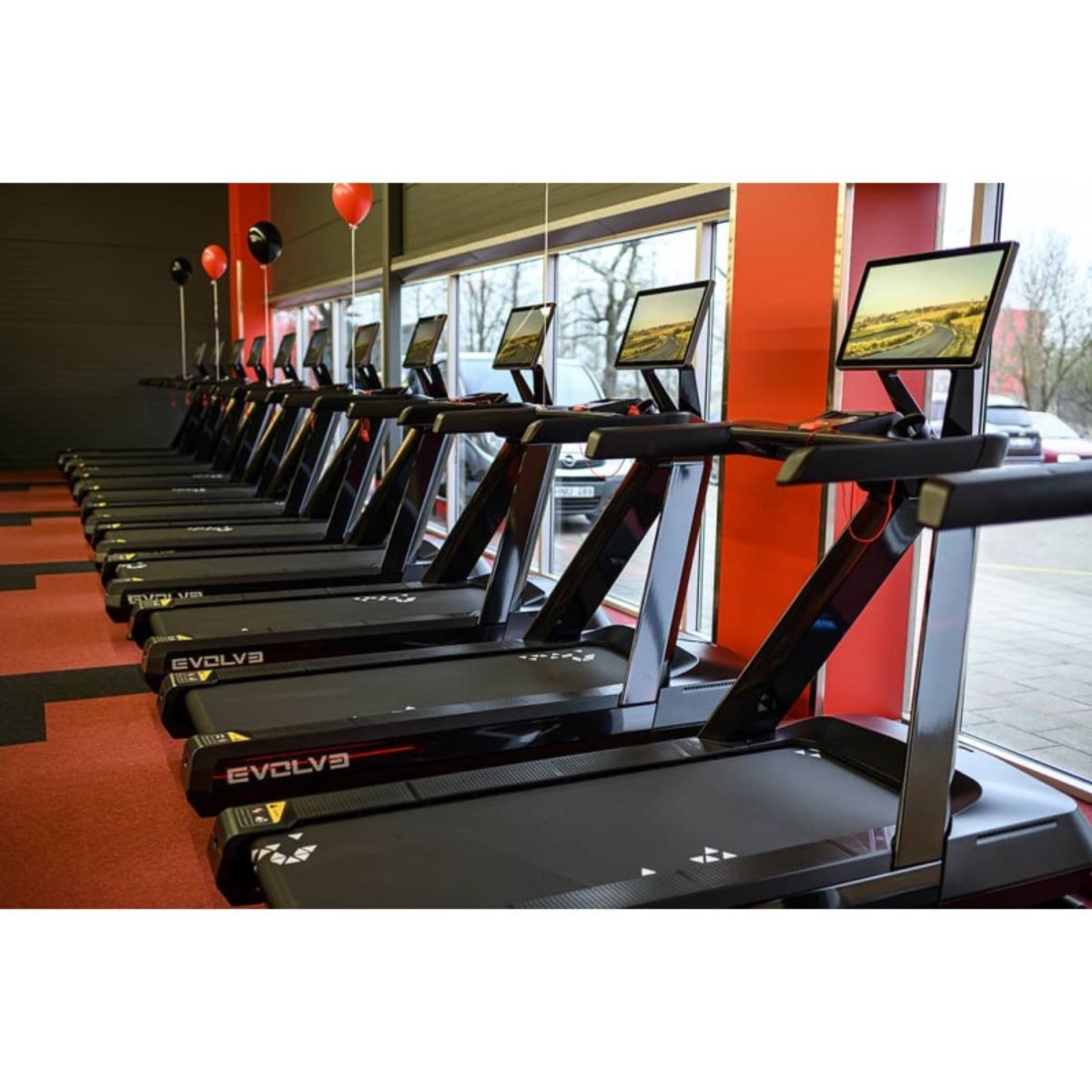 Evolve Fitness CT-215X-BL professionele loopband - touchscreen entertainment console