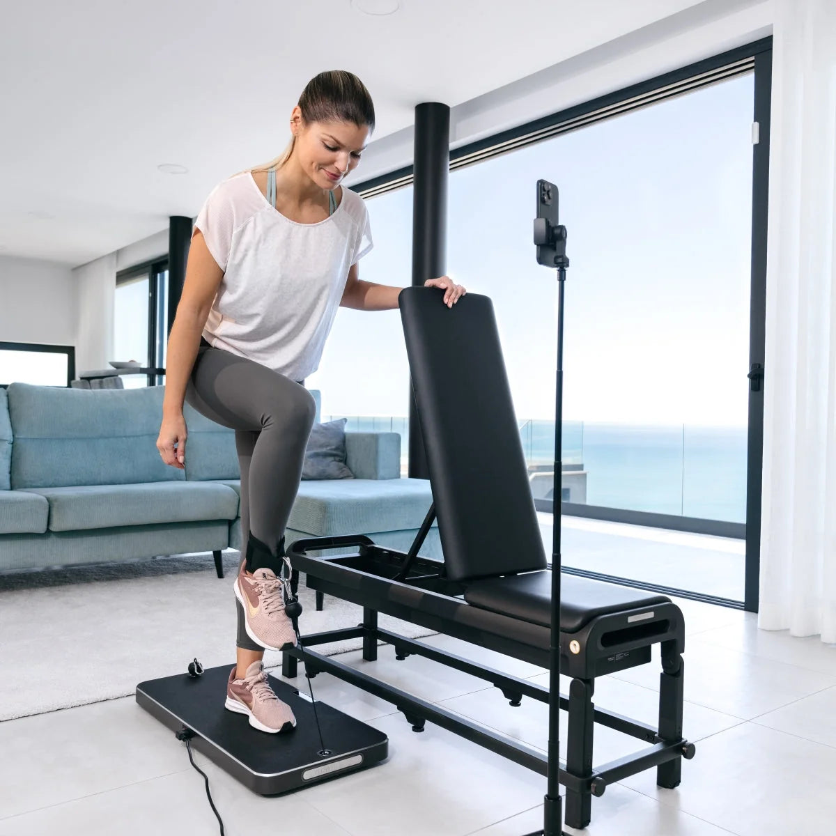 Flow Fitness DSG100i Smart Home Gym - Krachtstation - 60 kg