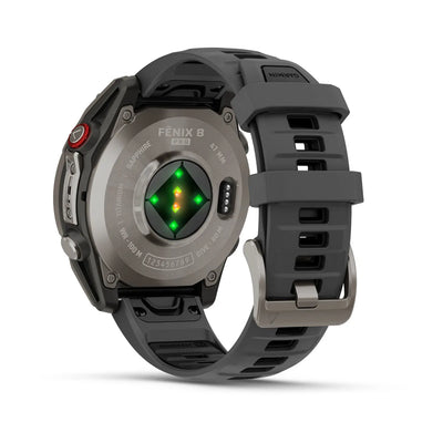 Garmin Fenix 8 Pro (47 mm) Sapphire - Montre connectée multisport Premium AMOLED - Titane avec bracelet en silicone graphite/noir