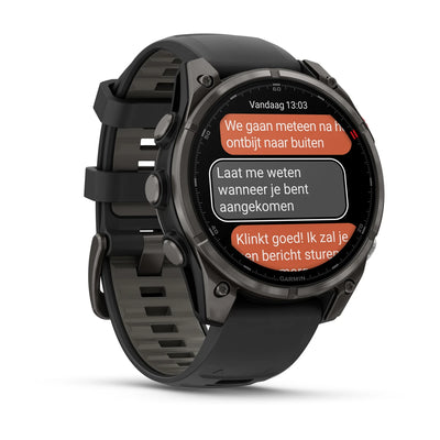 Garmin Fenix 8 Pro (47 mm) Sapphire - Montre connectée multisport AMOLED Premium - Titane DLC gris carbone avec bracelet en silicone noir/gris galet