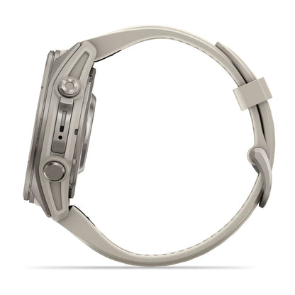 Garmin fēnix® 9 (43 mm) - Titanium met siliconen band in Fog Gray