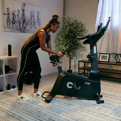 Vélo d’appartement Sole Fitness LCB / vélo d’appartement avec écran de divertissement tactile